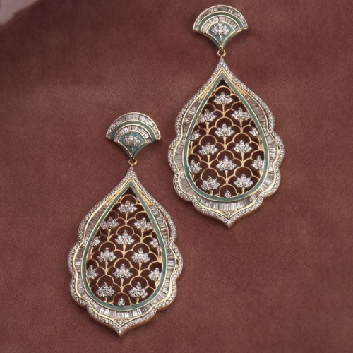 Affordable imitation gold-plated earrings for women
